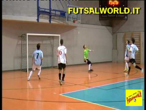 . . . GOL !!!  pallonetto , Daniele Caglio