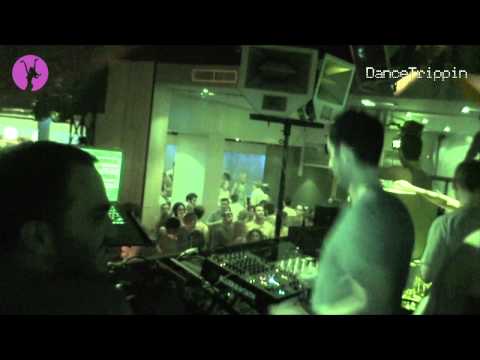 Ascion & D - Carbone Muzik Live [played by Dubfire]