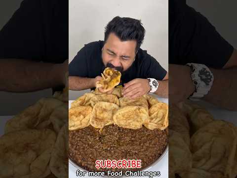 STREET CHOLE BHATURE EATING CHALLENGE😍🔥 #streetfood #shorts #foodie