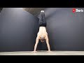 Learn How To Handstand In Only 30 Seconds