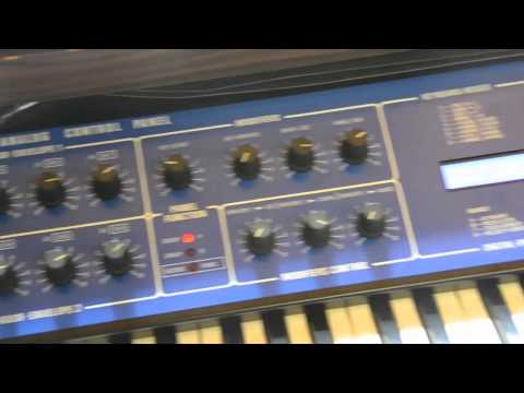 Roland System 700 Demotrack (by Moogulator)
