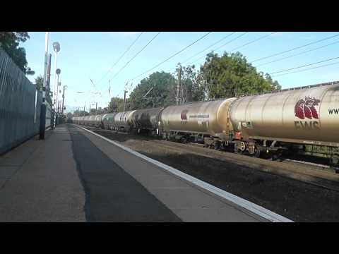 DBS 60059 'Swindon Dalesman' passes through Durham working 6D43 Jarrow-Lindsey tanks 8/9/12
