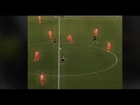 Kady Borges s amazing dribling against Freiburg