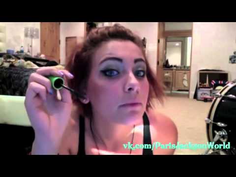 Paris Jackson Doing Her Makeup