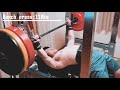ベンチプレス。減量中ですが、何とか110kg持ててます。