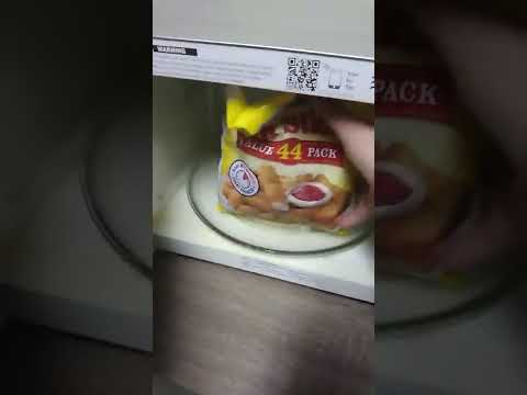 FISH STICKS IN THE MICROWAVE