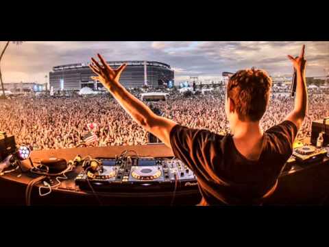 SVD, Martin Garrix, DVBBS VS Backwood & Paul Mayson - Gold Skies Ivory (Valentine Y Mashup)