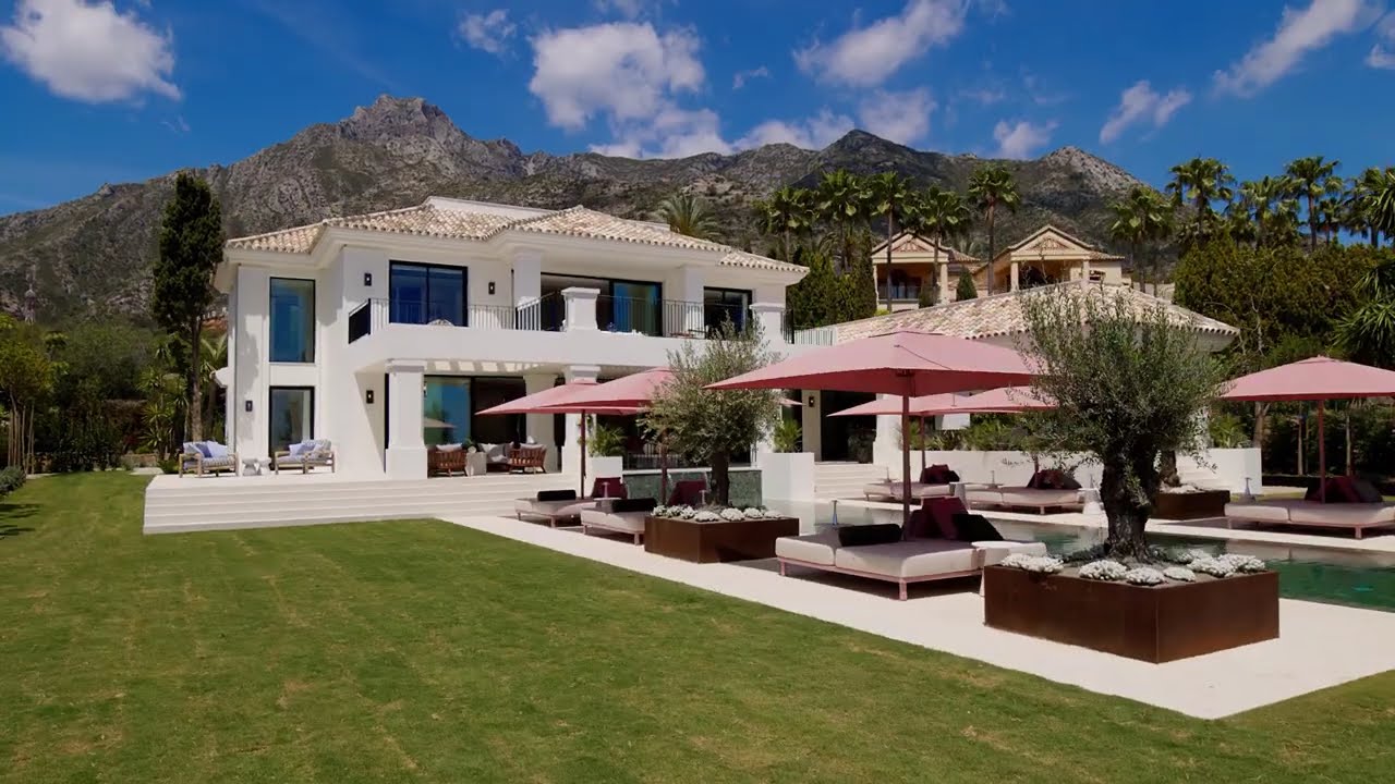 Villa for sale in Sierra Blanca, Marbella Golden Mile