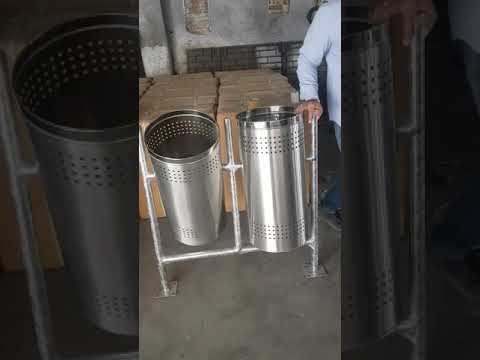 Stainless Steel Pole Mounted Dustbin