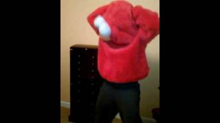 Elmo Dancing to I&#39;m Sexy and I Know It by LMFAO