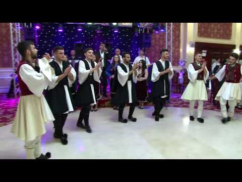 Ansamblu Iholu - Ceamcu & Treambura Pamporea