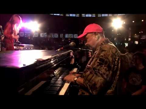 Marcos Valle, João Donato y Patricia Alvi - "Não Tem Nada Não"