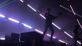 DON BROCO - Stay Ignorant (Live at Alexandra Palace)