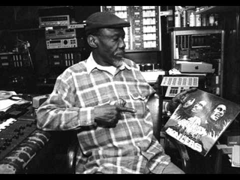 Sound Defenders - Headache (Bugget JA 7)