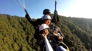 preview picture of video 'Paragliding in india at Place Bir-Billing'