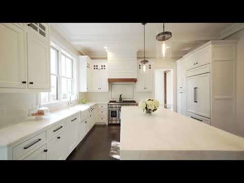 39 Richland Road, Wellesley, MA