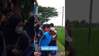 Download lagu Dawangan Nyemplung di sawah sampai nabrak Anak kecil (WGP) Wangsit Gumelar Pramudiko mp3 Download lagu Dawangan Nyemplung di sawah sampai nabrak Anak kecil (WGP) Wangsit Gumelar Pramudiko mp3