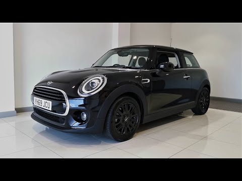 MINI HATCHBACK 1.5 Cooper Classic II 3dr Auto [Comfort/Nav Pack] - YH69JCU