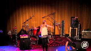 Eveline Vroonland - Doin' It Right (Daft Punk Cover) - Live at Talent Sessions 4.9.2013