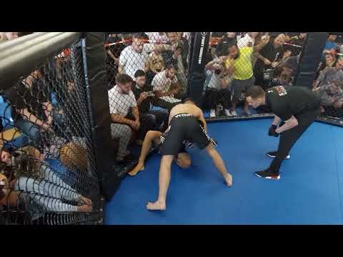 RISE Debut Fight Series 8 - Özkaya v. Nawrozi