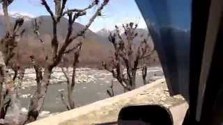 preview picture of video 'Kashmir 2014 - The road to Pahalgam #2'