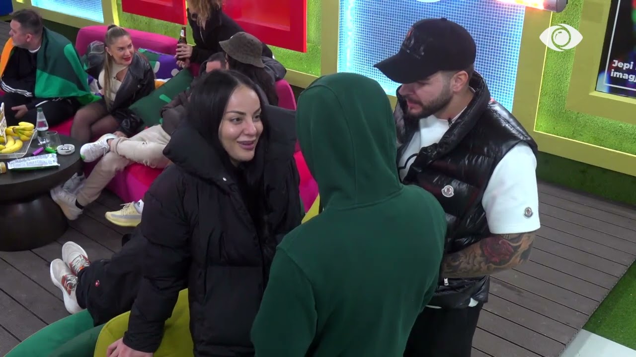 “Për çfarë të mbajta qëndrim?”/ Sara-Bardhit: Nëse vijon me ironitë, mos më fol më