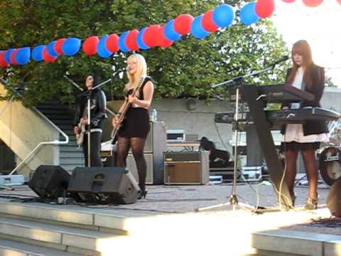 Lillix - It's About Time (Live)