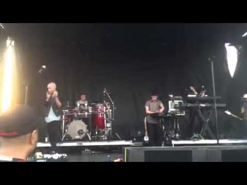 Smack My Bitch Up - Kinky