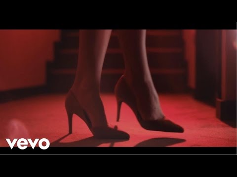 Crvena Jabuka - DOLLY BELL