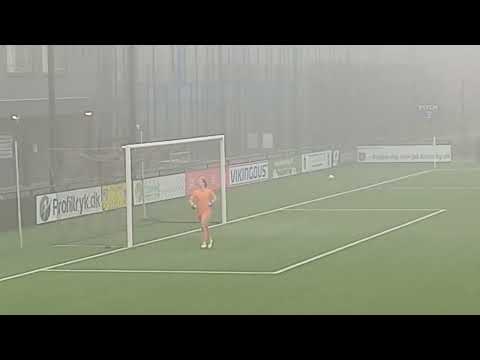 B.93 TV: Mille Bech sender et langskud afsted