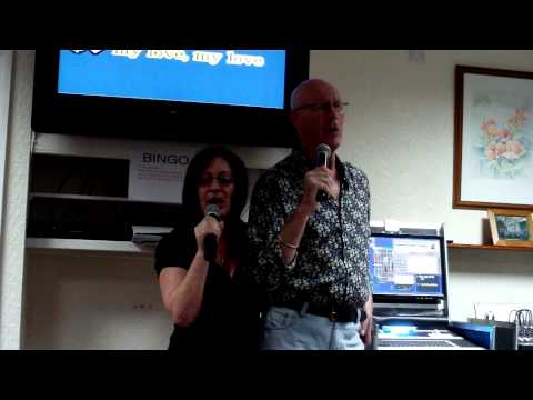 Diane and Sir Cliff  Hey Hey Paula