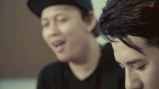 Download lagu Chevra Ft. Dyrga & Ave - Salah Apa Aku mp3 Download lagu Chevra Ft. Dyrga & Ave - Salah Apa Aku mp3