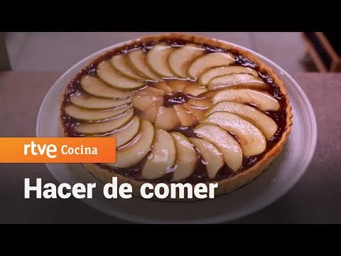 Cómo hacer Tarta de manzana - Hacer de comer | RTVE Cocina