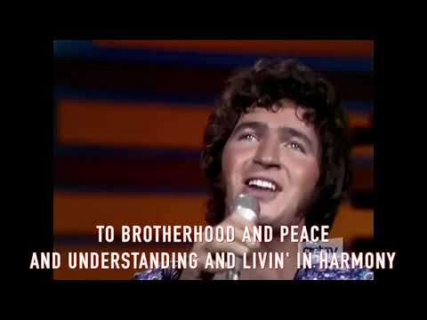 I Believe in Music Mac Davis MTV lyrics