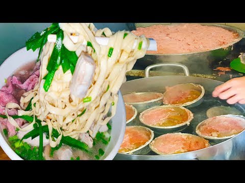 Amazing Chinese Beef Noodle Soup For USD2.50, Street...