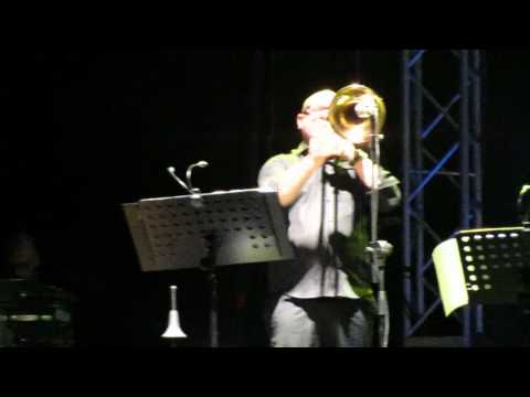 Beppe Di Benedetto's improvisation (Live @ Gragnano - NA, Italy - 4th Sep 2011)