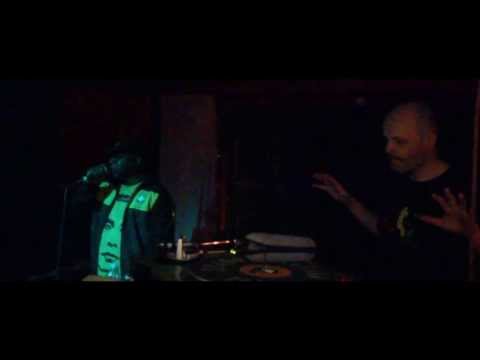 RISE UP # 3 - VIBRONICS & MACKY BANTON (UK)