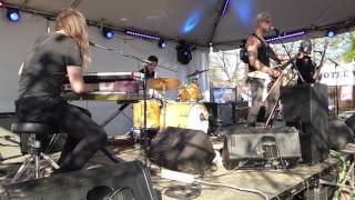Leopold and his Fiction - I'm Caving In → Waves (Golden) - (SXSW 2017) HD