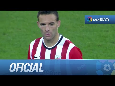 Espectacular volea de Viguera buscando la escuadra