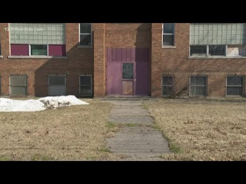 Orchard View ready to knock down long-closed school building