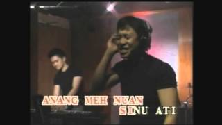 Download lagu Walter(Spitfire)_Selamat Beserarak mp3 Download lagu Walter(Spitfire)_Selamat Beserarak mp3