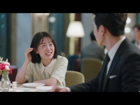 Per un appuntamento al buio, ha finto di essere brutta, ma il CEO si è innamorato di lei all'istante