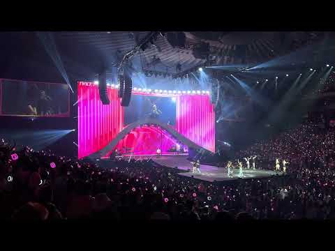 TWICE - "TT" (Encore Roulette) / Final Goodbye [Live in Oakland]