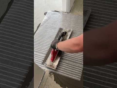 Scheinfugen im Estrich fachgerecht mit einer Rissbrücke aus Glasfasern entkoppeln ✅