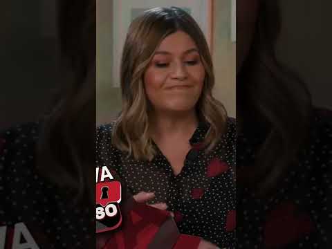 Raymix se comporta de la PEOR forma con María León #Short #ConPermiso #Unicable