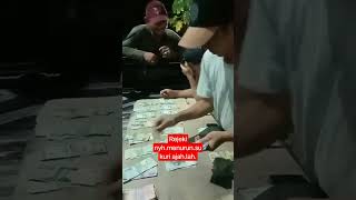 Download lagu roma irama.awet muda mp3 Download lagu roma irama.awet muda mp3