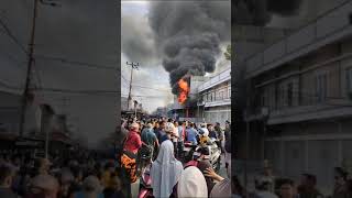 Download lagu Ruko 3 Lantai Terbakar di lalap Si Jago Merah #Selatpanjang#Meranti Riau mp3