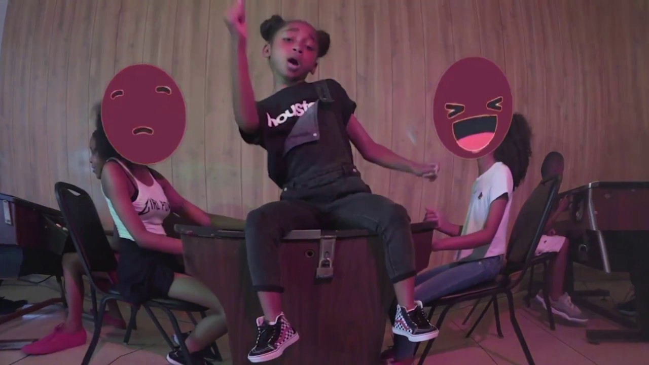 Highways-U Lae Lae Song Lyrics | U Lae Lae Song Lyrics | Karthik, Tippu