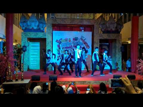 151108 BTS(방탄소년단l) - No More Dream + Dope(쩔어) Cover by B7S 직캠