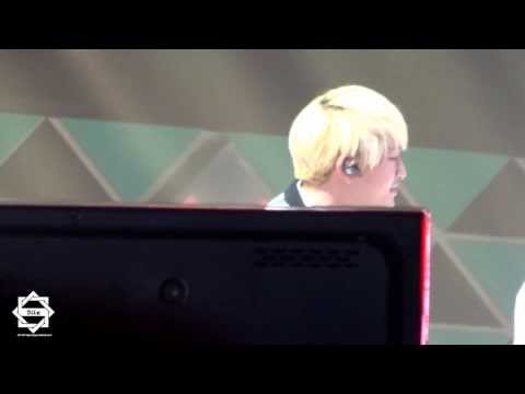 131221 SMWEEK SHINee 늘 그 자리에 (Honesty) - ONEW focus